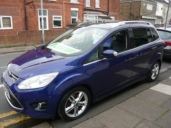 Used Ford Grand C-Max 2015 for sale - 75909243: Photo