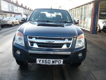 Used Isuzu Rodeo 2010 for sale - 76734646: Photo