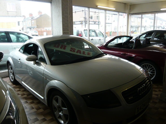Used Audi TT 2000 for sale - 77687951: Photo 2