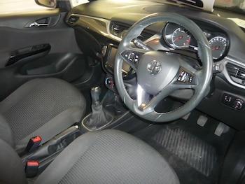 Used Vauxhall Corsa 2015 for sale - 79125236: Photo
