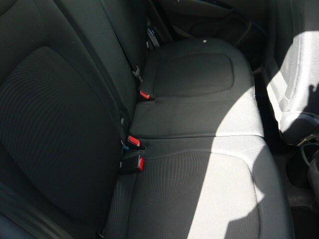 Used Hyundai i10 2017 for sale - 77829977: Photo 10