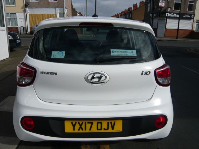 Used Hyundai i10 2017 for sale - 77829977: Photo 5