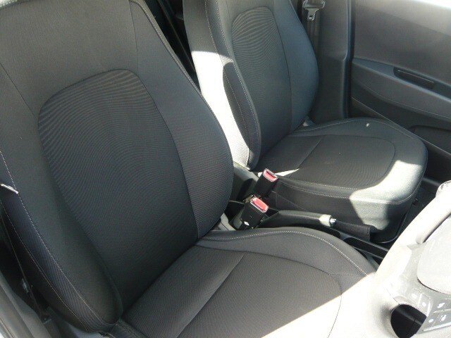 Used Hyundai i10 2017 for sale - 77829977: Photo 9