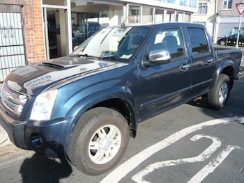 Used Isuzu Rodeo 2010 for sale - 74645072: Photo