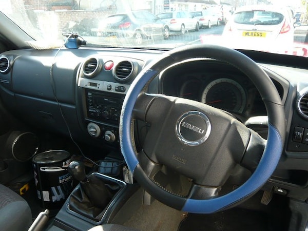 Used Isuzu Rodeo 2010 for sale - 74645072: Photo 8