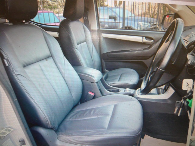 Used Isuzu D-Max 2016 for sale - 76968392: Photo 10