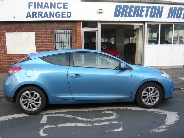 Used Renault Megane 2013 for sale - 76611108: Photo 1