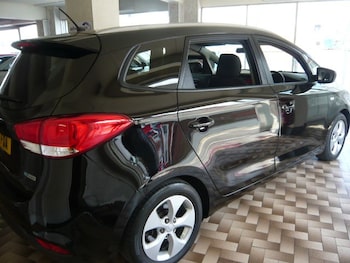 Used Kia Carens 2016 for sale - 79042712: Photo