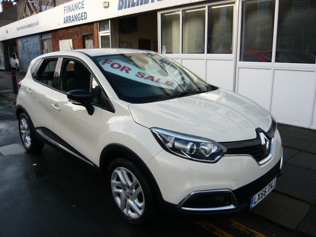 Used Renault Captur 2016 for sale - 76066831: Photo 2