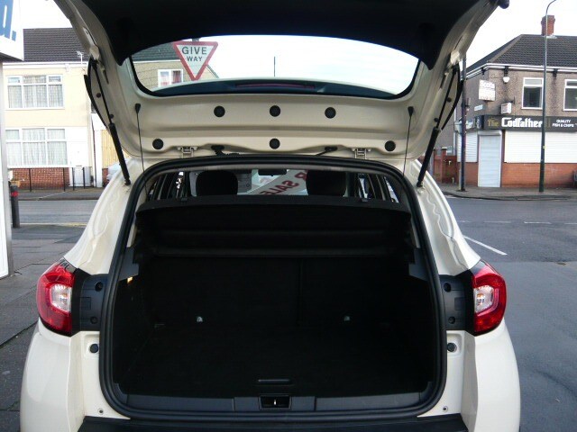 Used Renault Captur 2016 for sale - 76066831: Photo 9