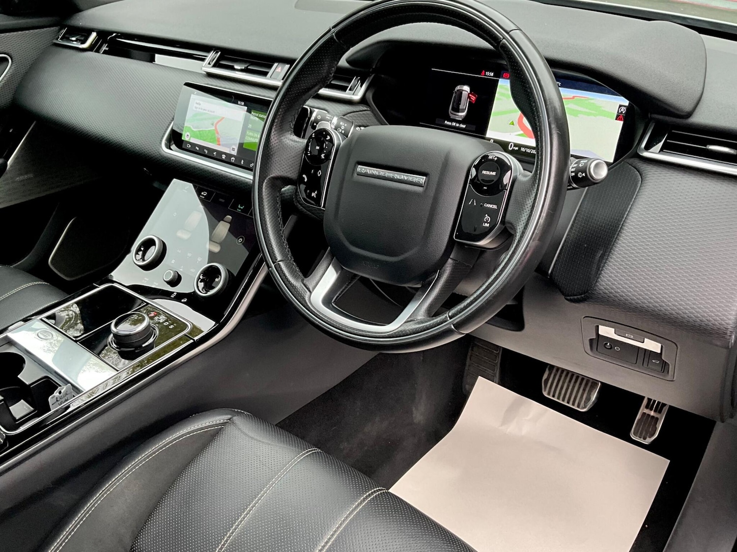 Used Land Rover Range Rover Velar 2019 for sale - 76714208: Photo 16