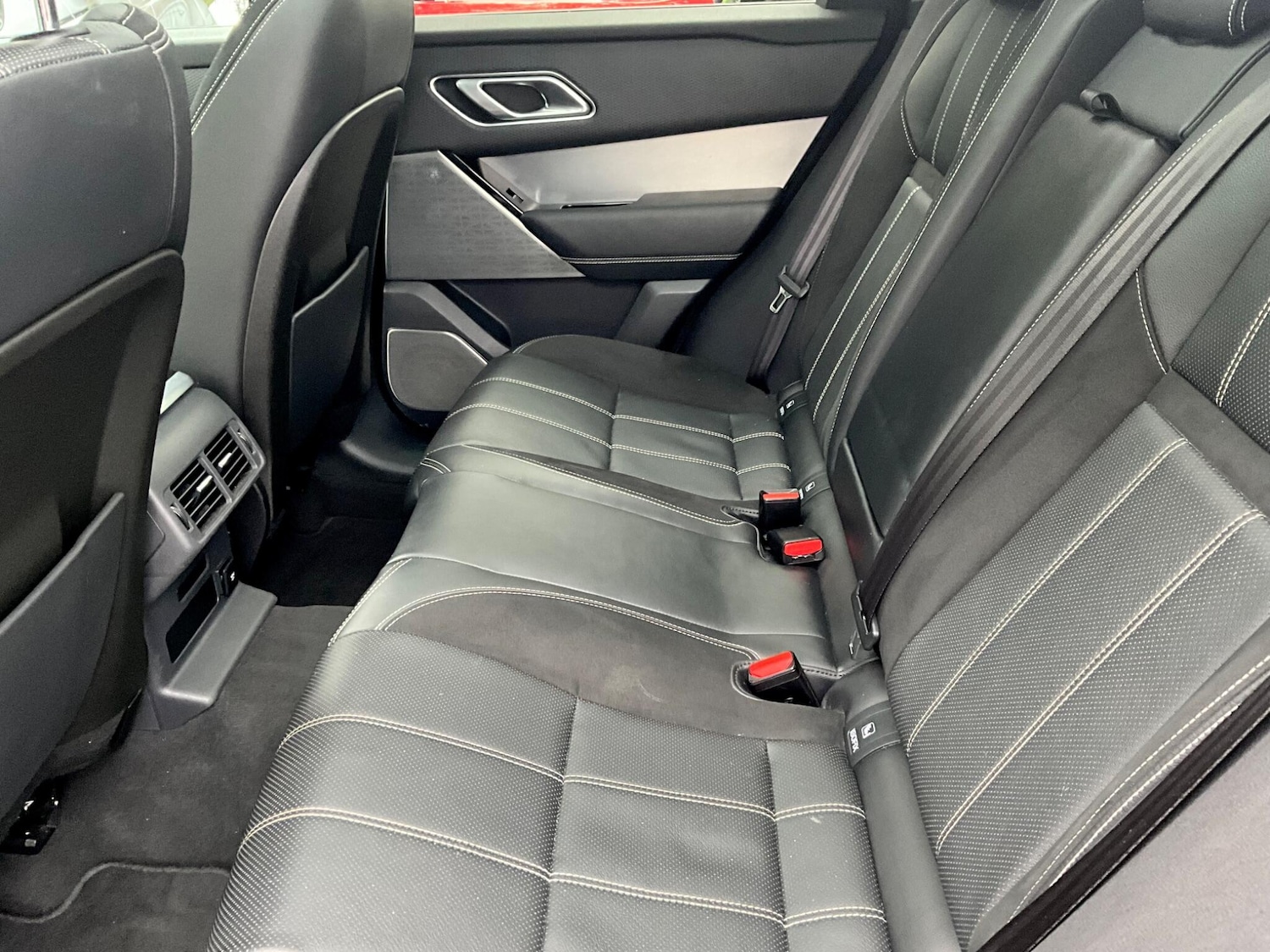 Used Land Rover Range Rover Velar 2019 for sale - 76714208: Photo 21