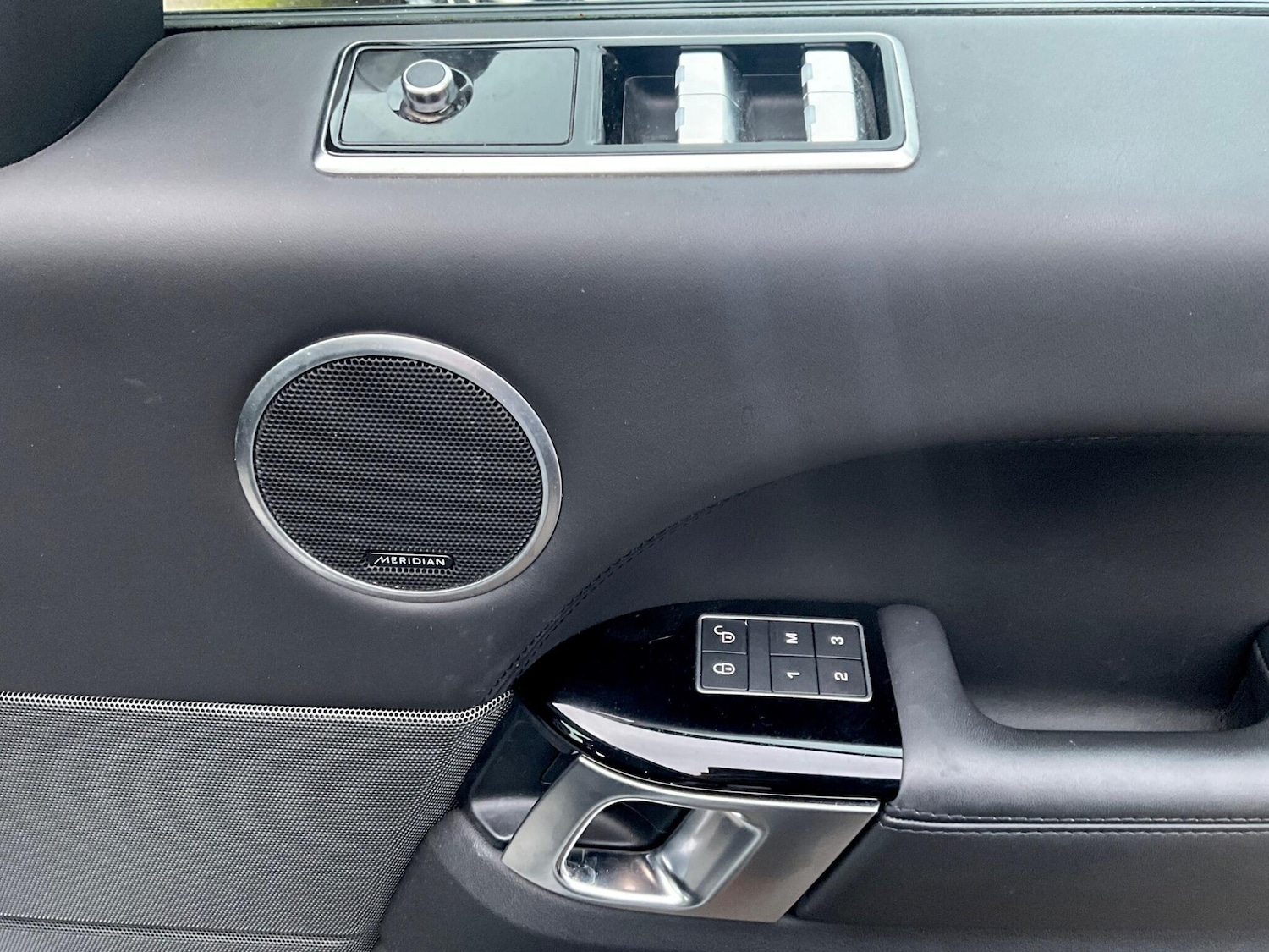 Used Land Rover Range Rover Sport 2018 for sale - 76389382: Photo 18