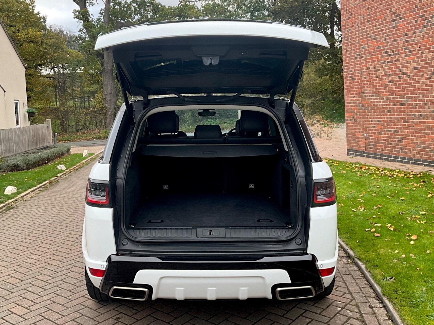 Used Land Rover Range Rover Sport 2018 for sale - 76389382: Photo 30