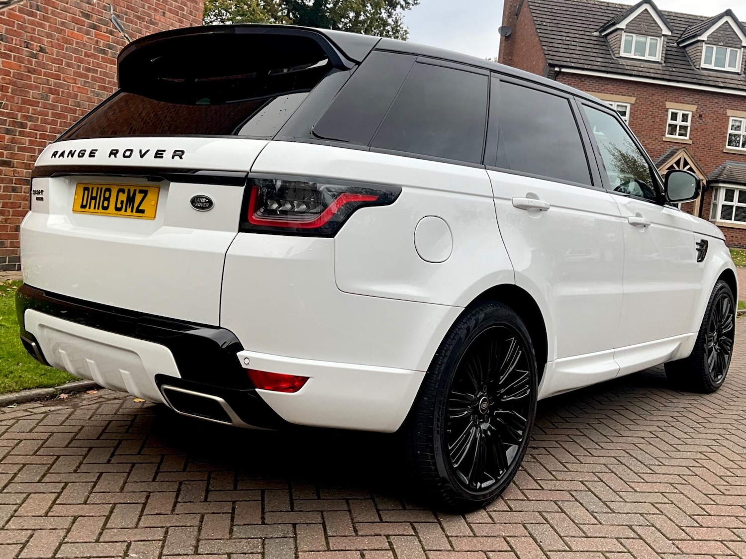 Used Land Rover Range Rover Sport 2018 for sale - 76389382: Photo 34
