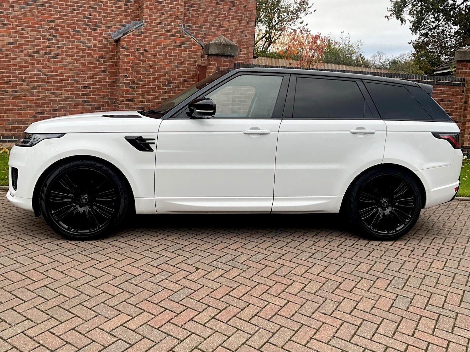 Used Land Rover Range Rover Sport 2018 for sale - 76389382: Photo 35