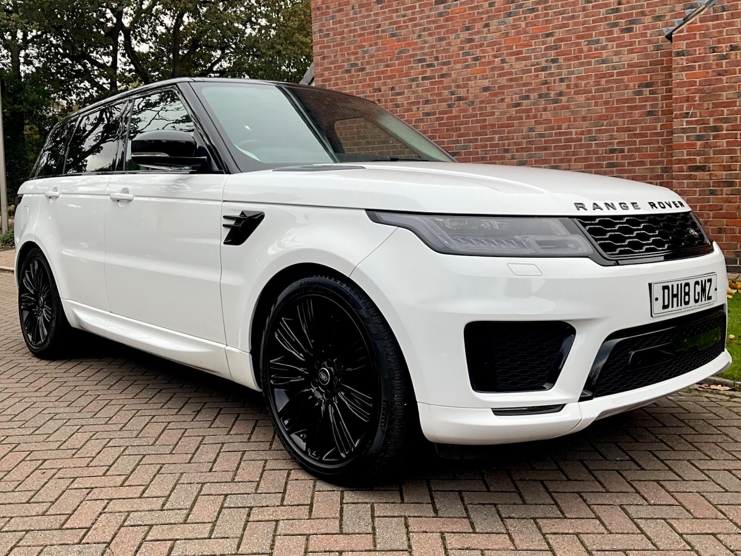 Used Land Rover Range Rover Sport 2018 for sale - 76389382: Photo 8