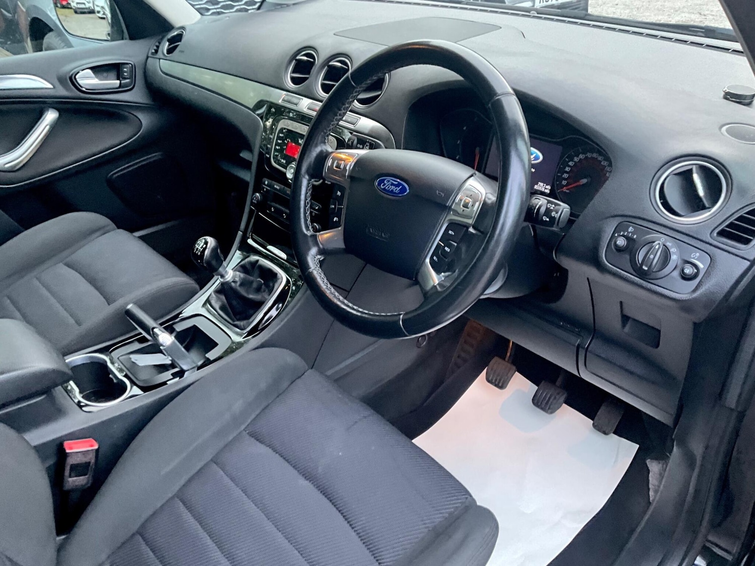 Used Ford Galaxy 2014 for sale - 76214372: Photo 16