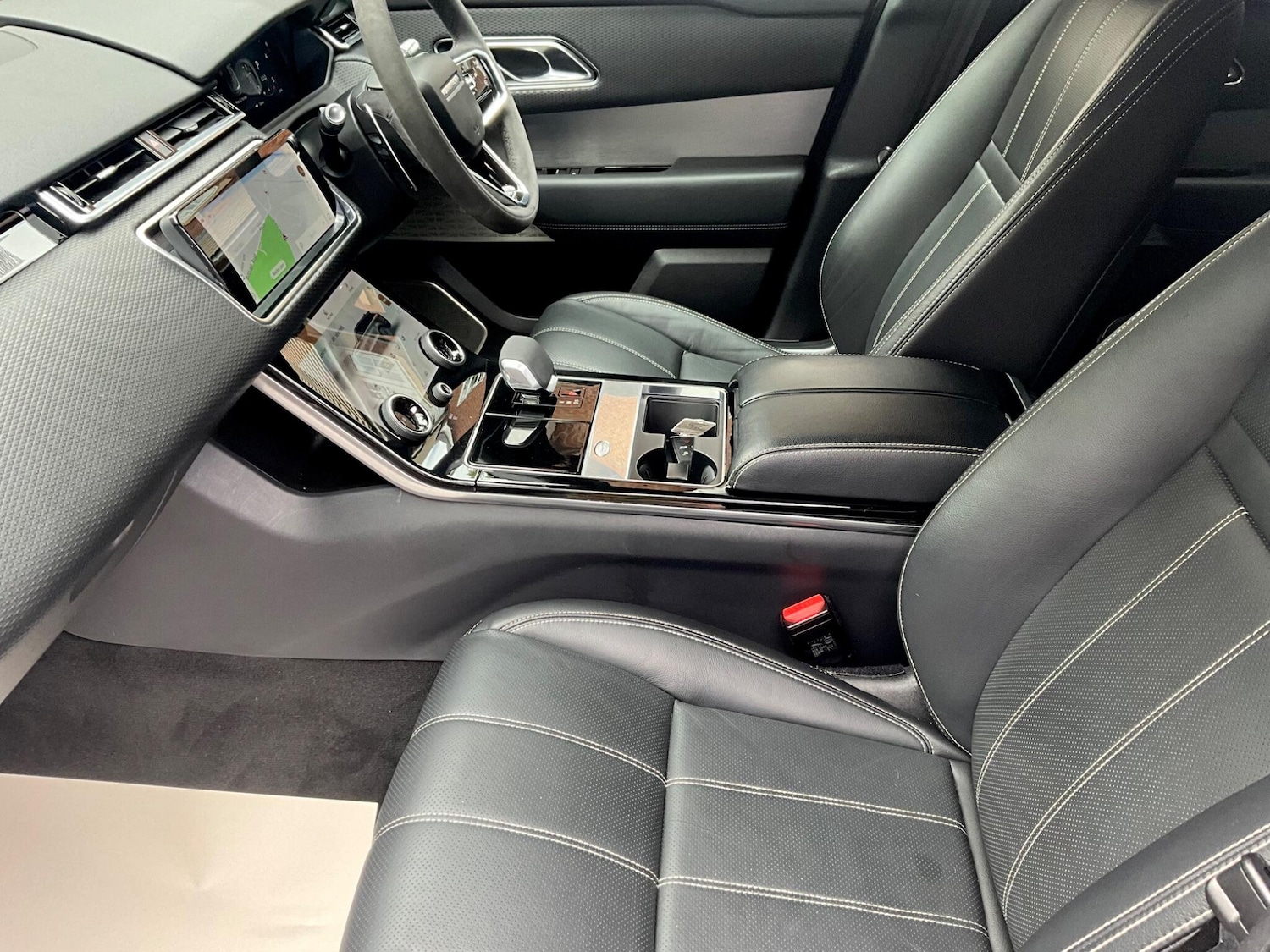 Used Land Rover Range Rover Velar 2021 for sale - 76371047: Photo 13