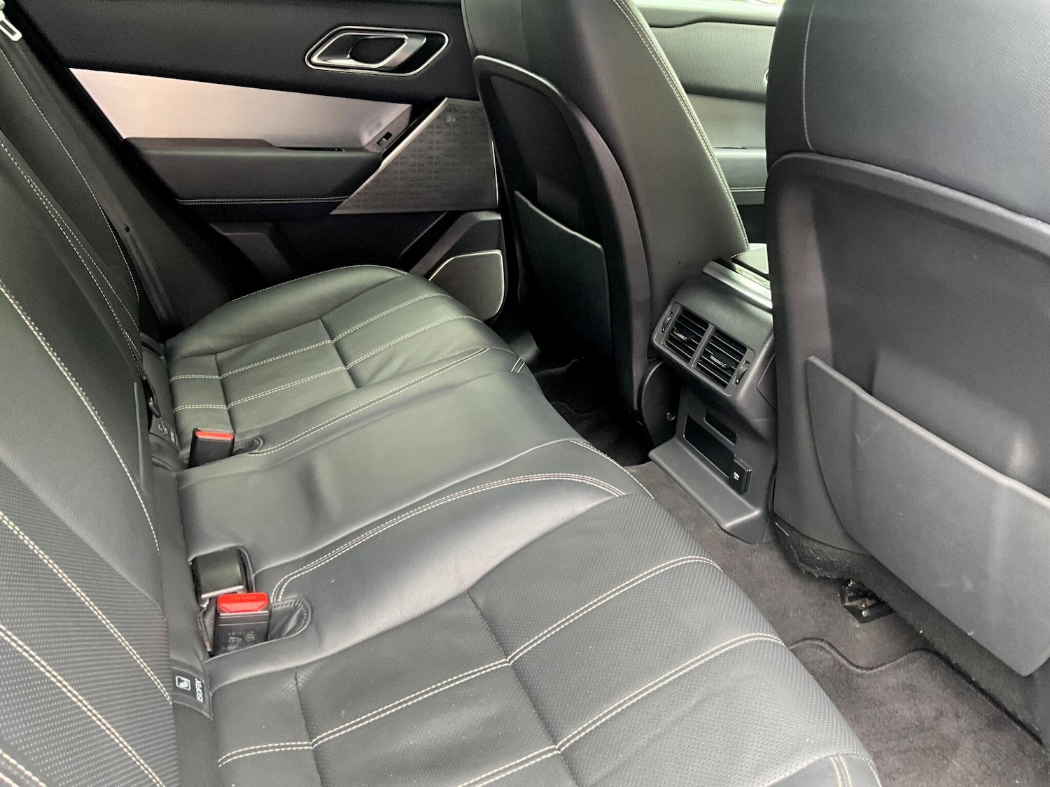 Used Land Rover Range Rover Velar 2021 for sale - 76371047: Photo 21