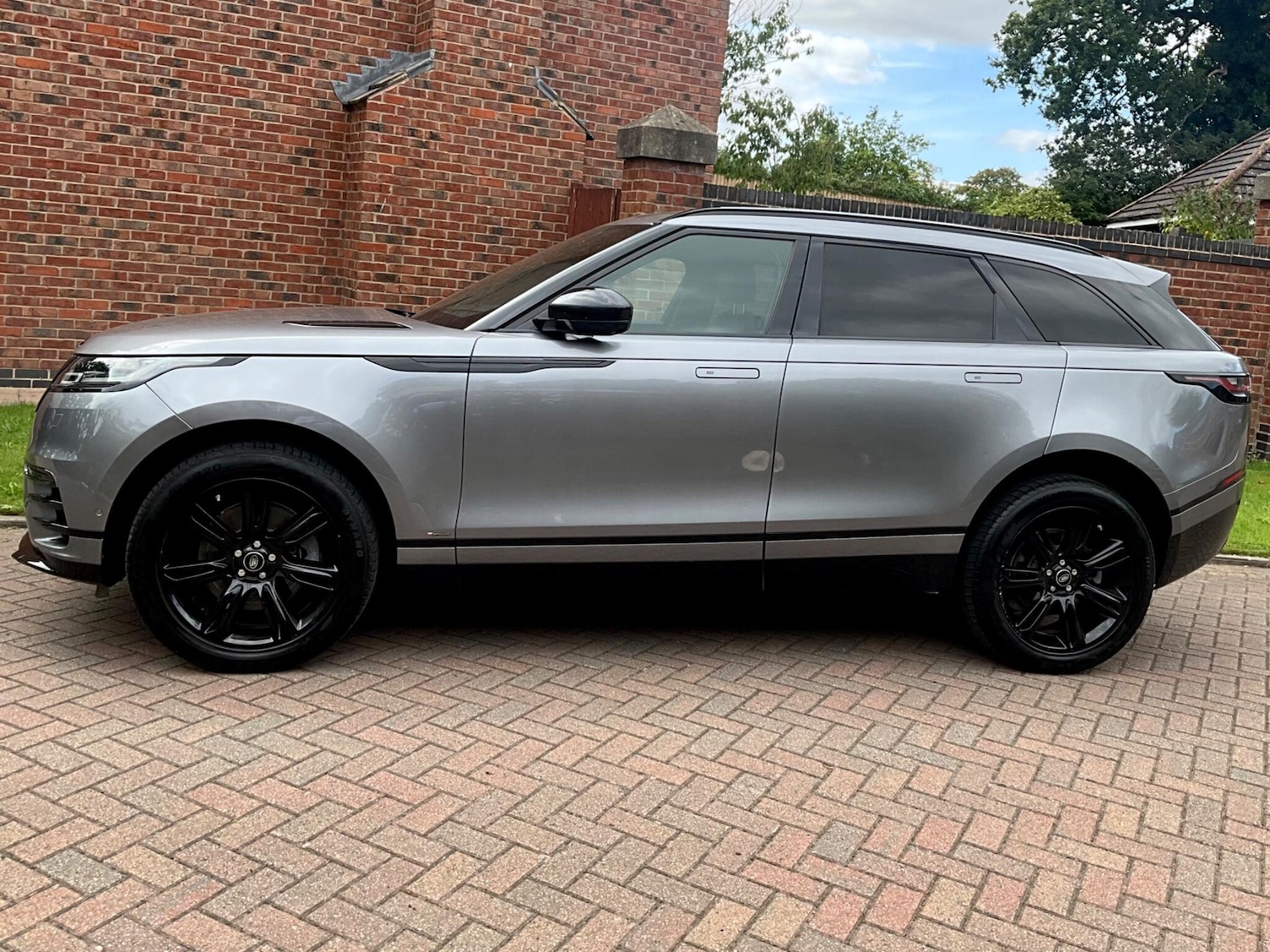 Used Land Rover Range Rover Velar 2021 for sale - 76371047: Photo 5