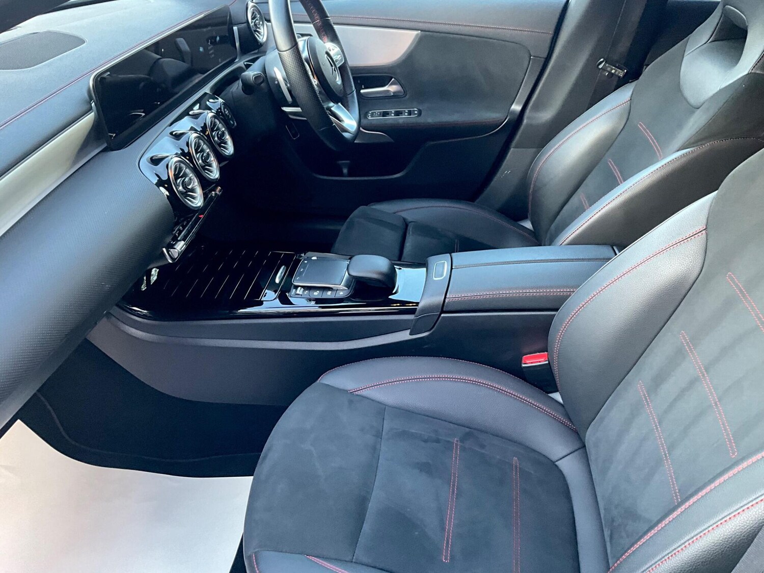 Used Mercedes-Benz CLA 2023 for sale - 76072111: Photo 14