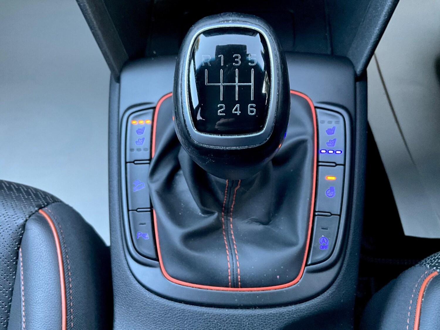 Used Hyundai KONA 2017 for sale - 76013839: Photo 8