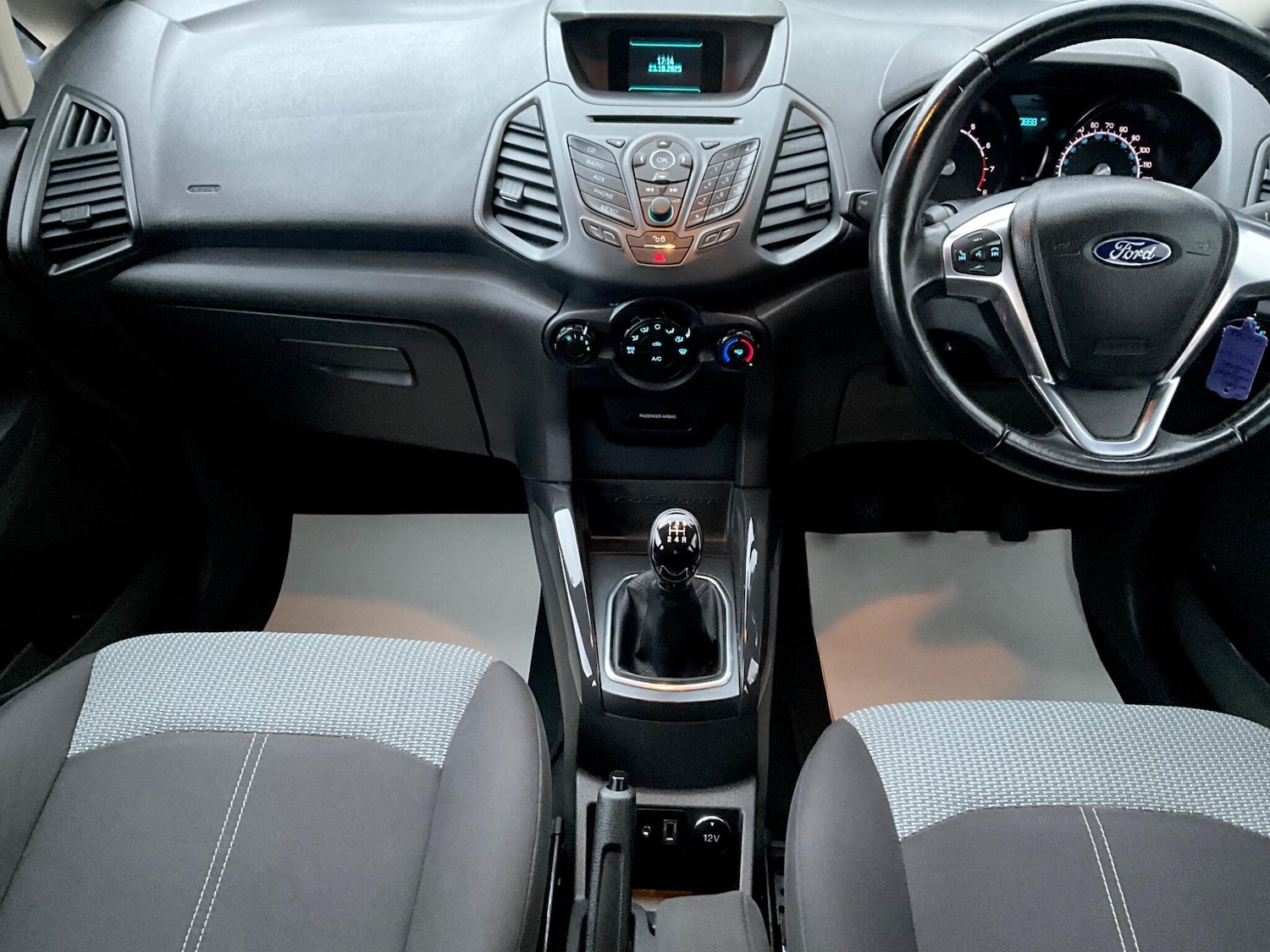 Used Ford Ecosport 2015 for sale - 76270333: Photo 7