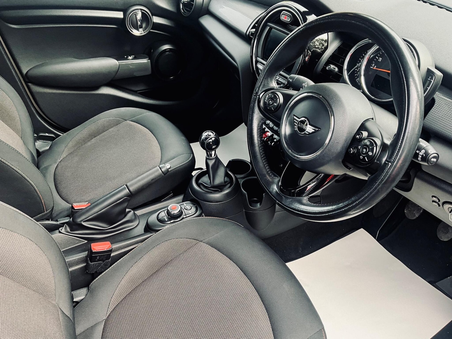 Used MINI Hatch 2018 for sale - 76336868: Photo 14