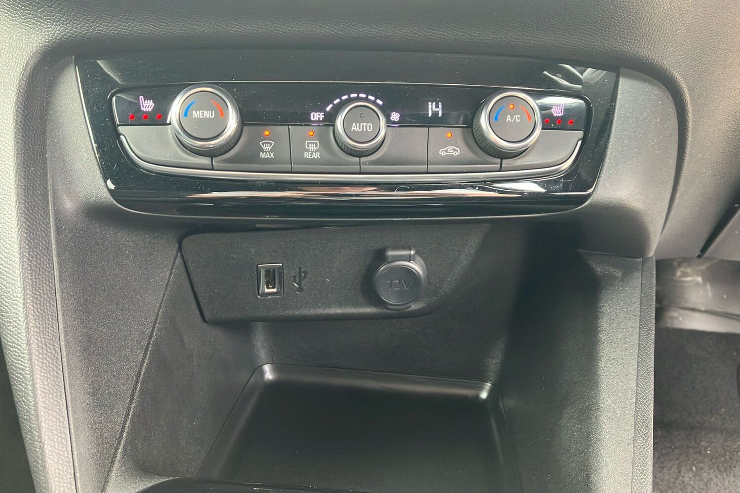 Used Vauxhall Corsa 2023 for sale - 75804136: Photo 40