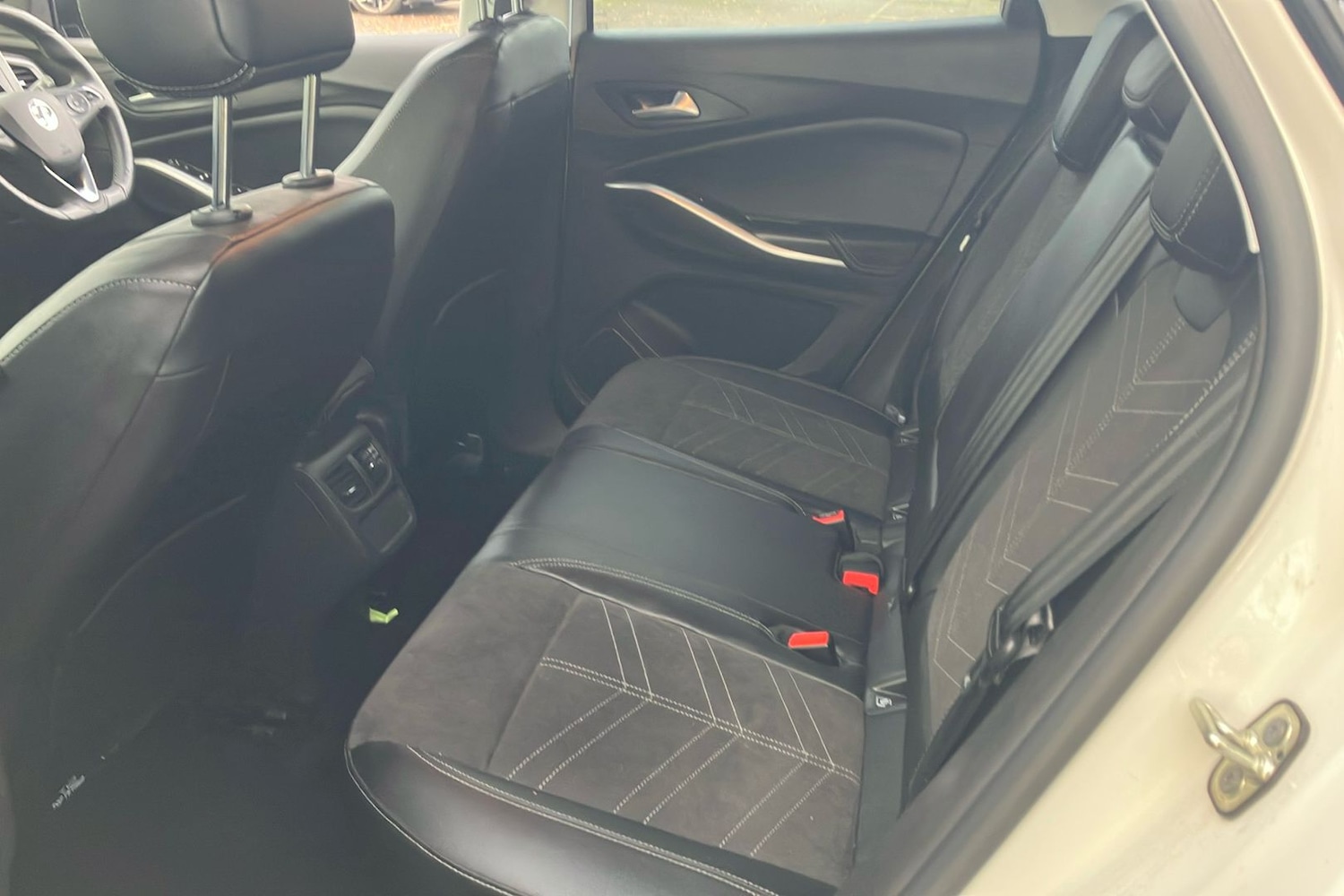 Used Vauxhall Grandland 2023 for sale - 77663102: Photo 5