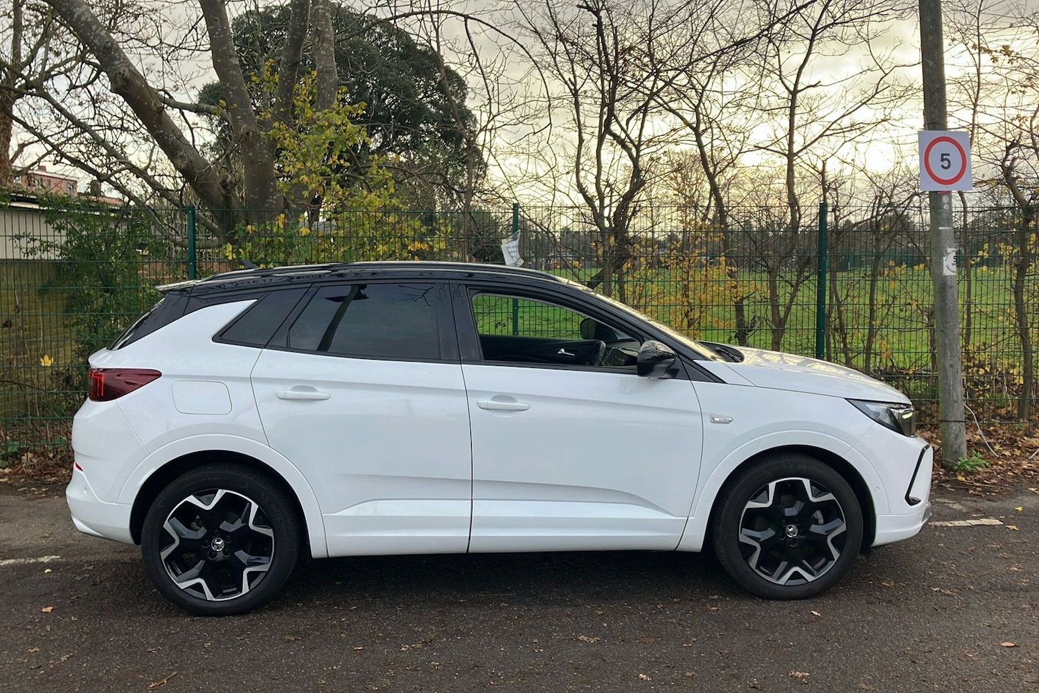 Used Vauxhall Grandland 2023 for sale - 77663102: Photo 6