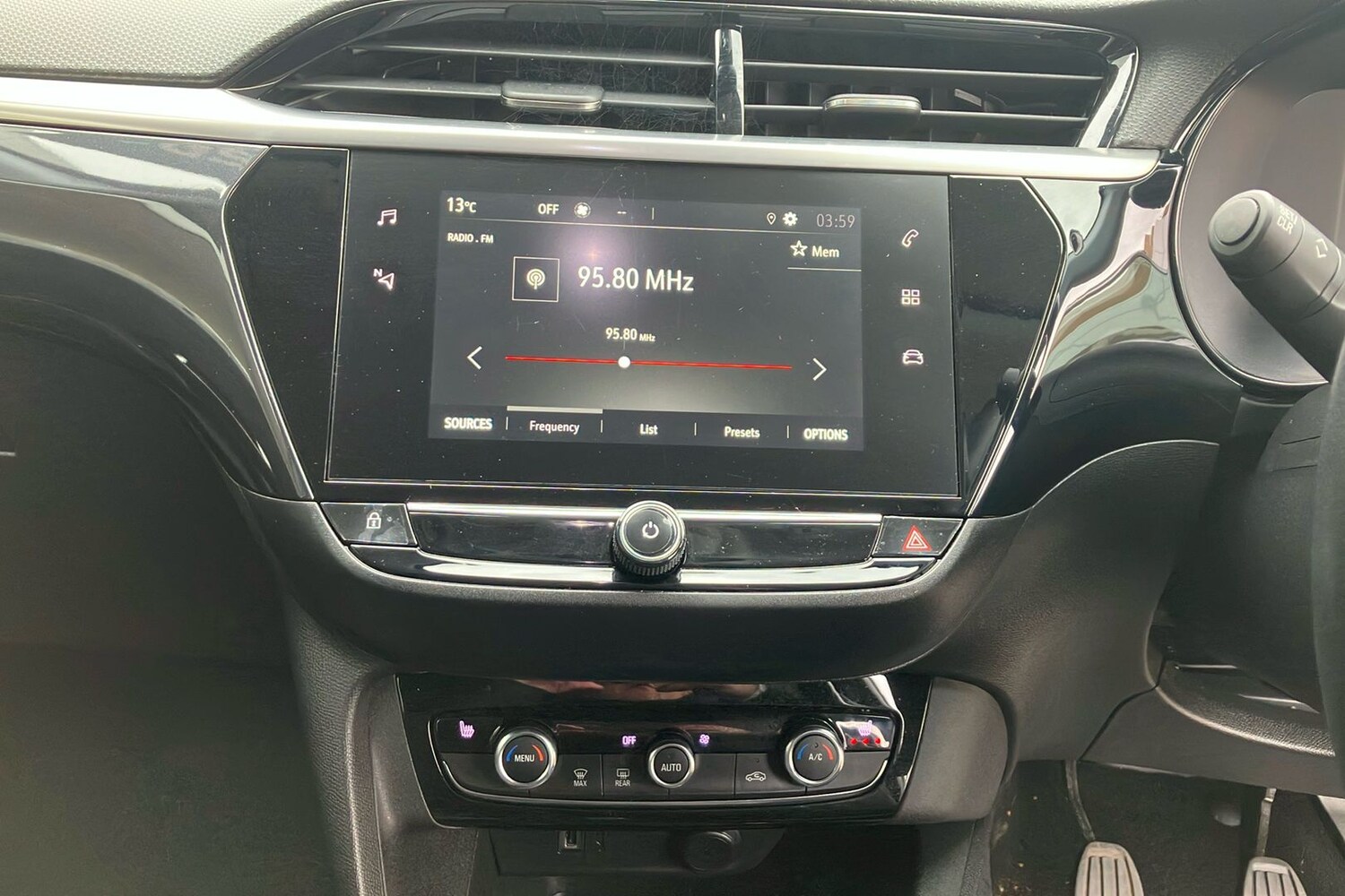 Used Vauxhall Corsa for sale - 77917062: Photo 25