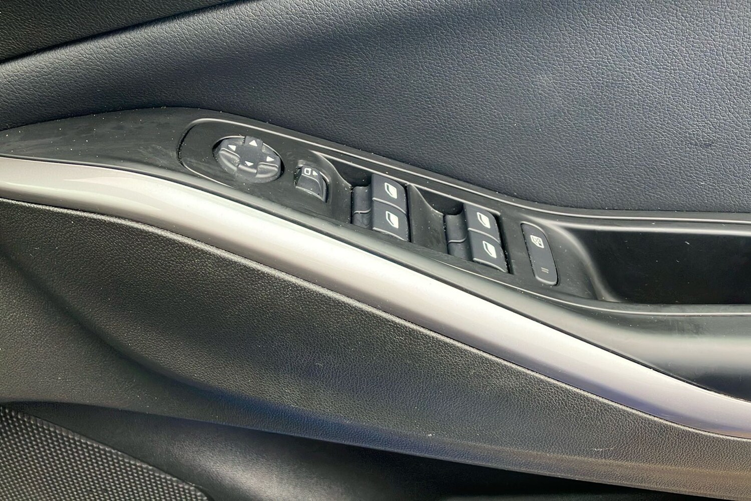 Used Vauxhall Grandland 2023 for sale - 77886549: Photo 18