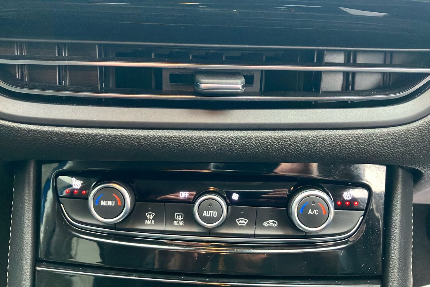 Used Vauxhall Grandland 2023 for sale - 77886549: Photo 40