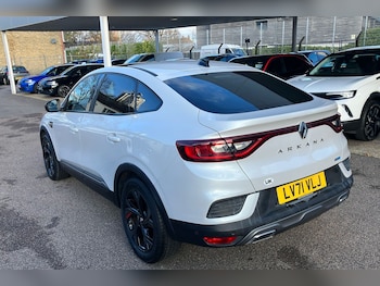 Used Renault Arkana 2021 for sale - 76705309: Photo