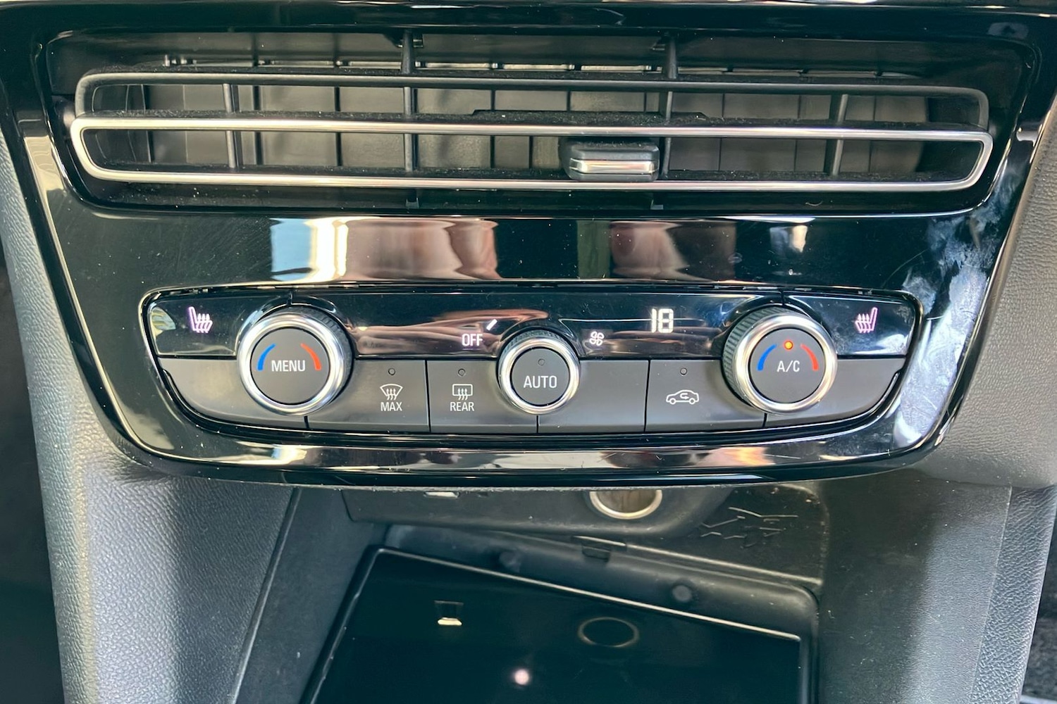 Used Vauxhall Mokka 2023 for sale - 77836793: Photo 15