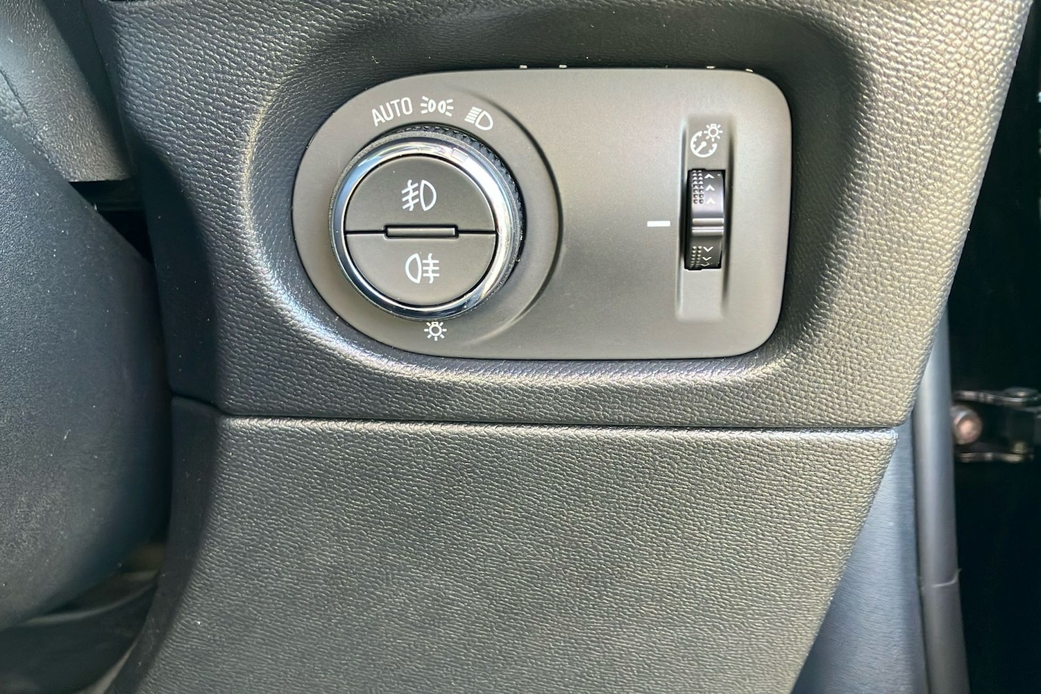 Used Vauxhall Mokka 2023 for sale - 77836793: Photo 21