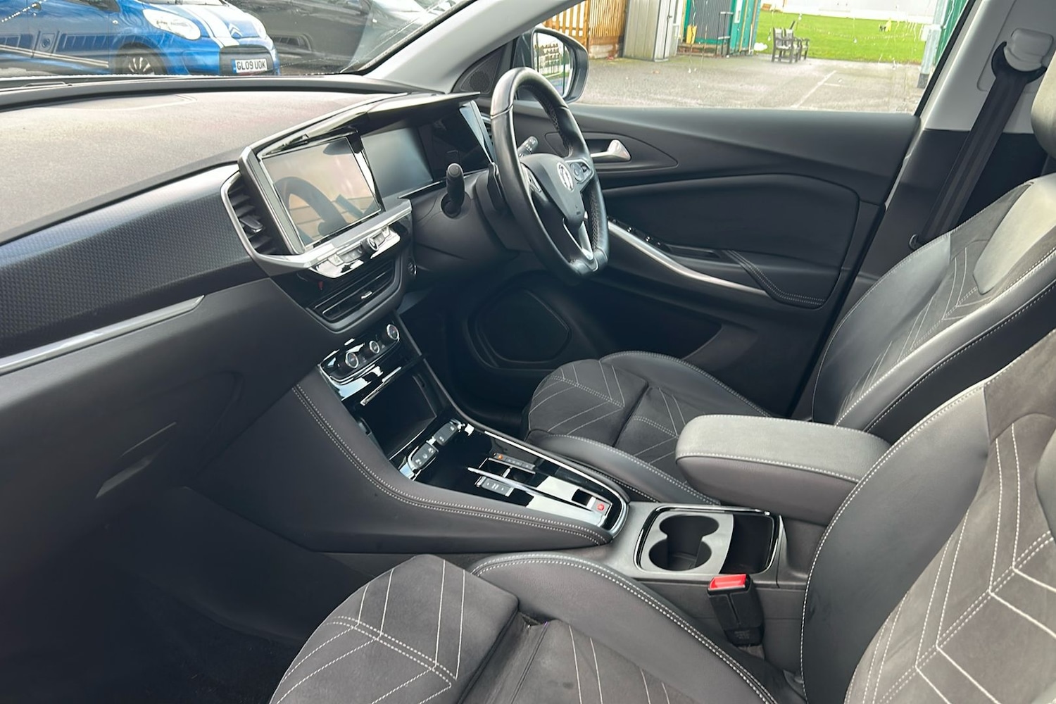 Used Vauxhall Grandland 2023 for sale - 77461066: Photo 3