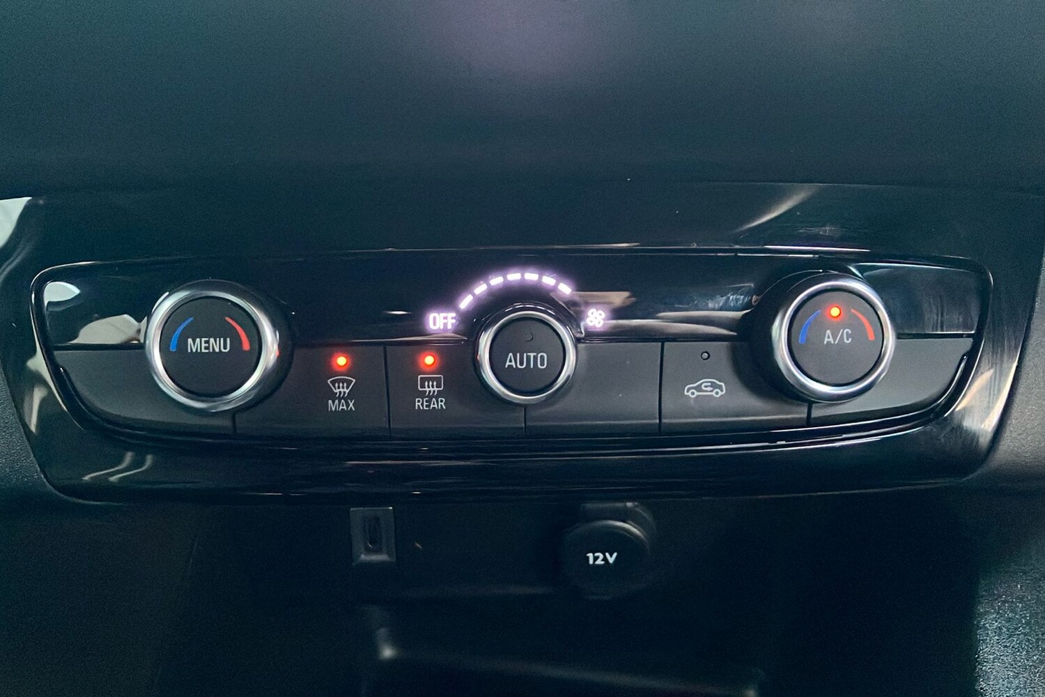 Used Vauxhall Corsa 2024 for sale - 76588118: Photo 40