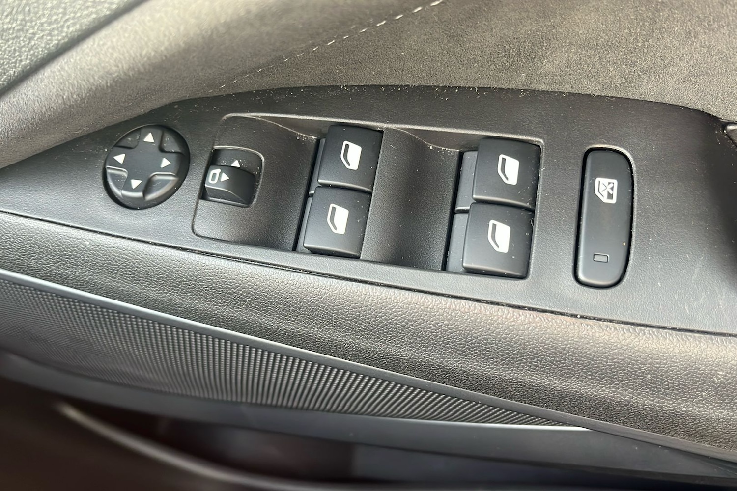 Used Vauxhall Crossland 2022 for sale - 76686980: Photo 18