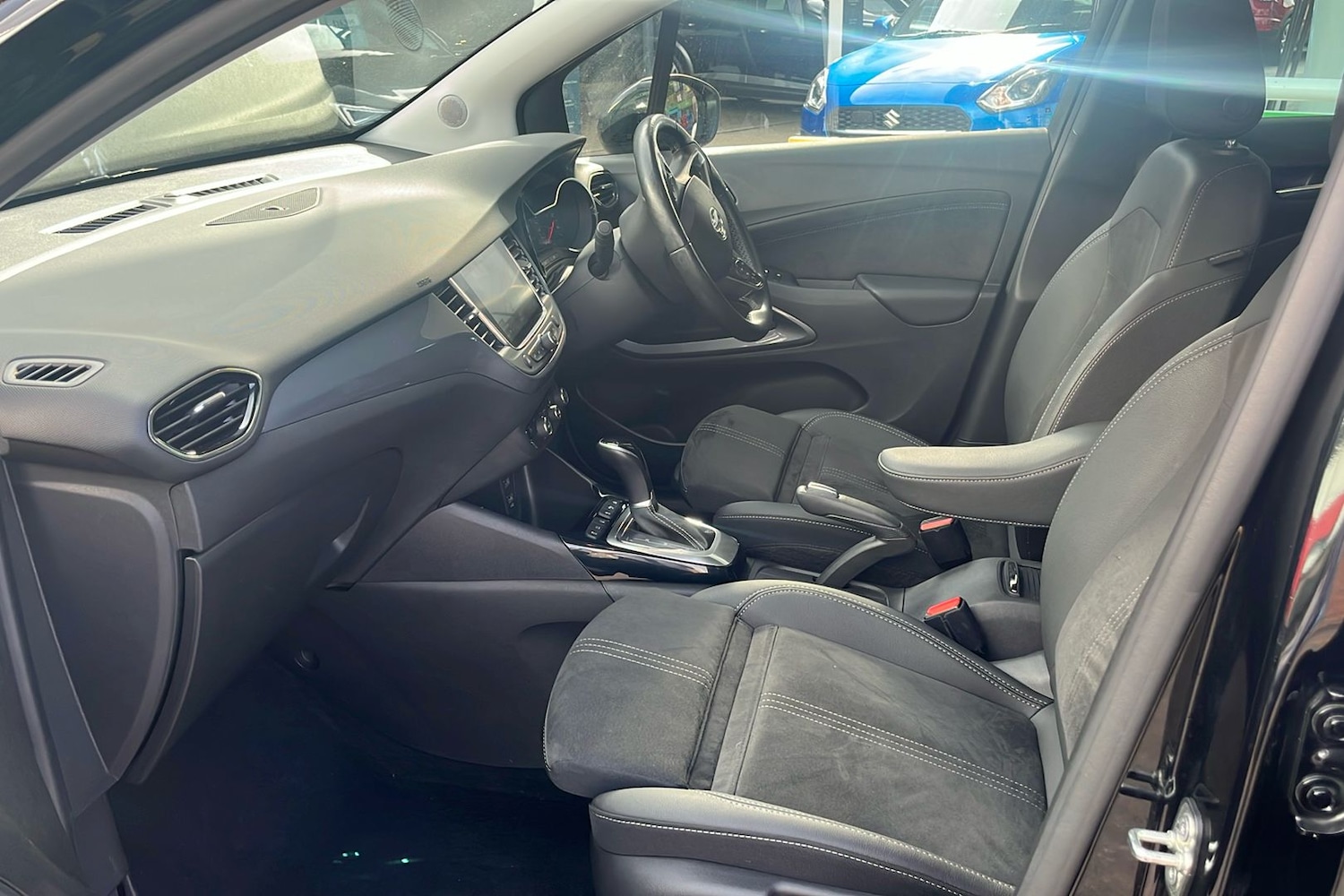Used Vauxhall Crossland 2022 for sale - 76686980: Photo 3