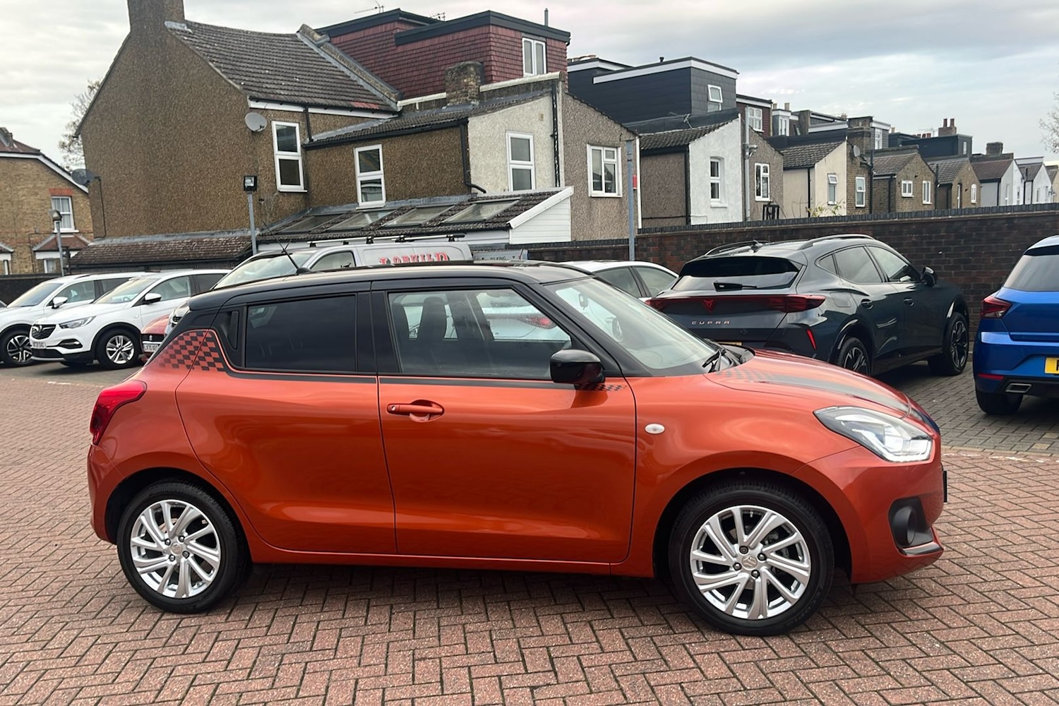 Used Suzuki Swift 2023 for sale - 77378981: Photo 6