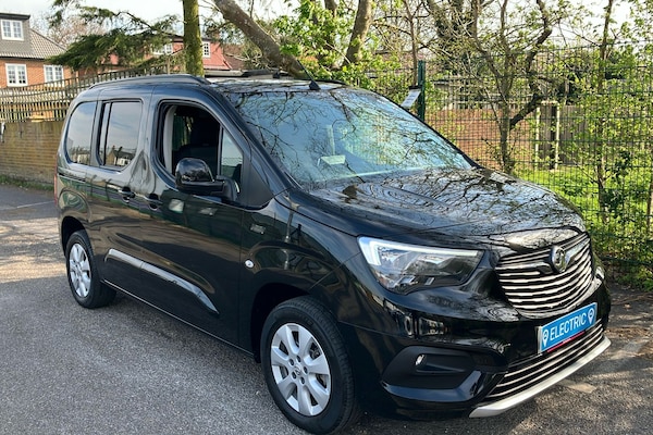 Used Vauxhall Combo Life Electric 2024 for sale - 76181817: Photo 1