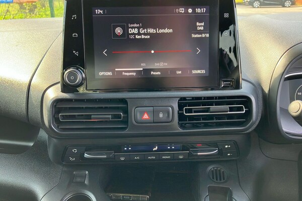 Used Vauxhall Combo Life Electric 2024 for sale - 76181817: Photo 28