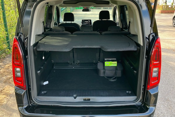 Used Vauxhall Combo Life Electric 2024 for sale - 76181817: Photo 30