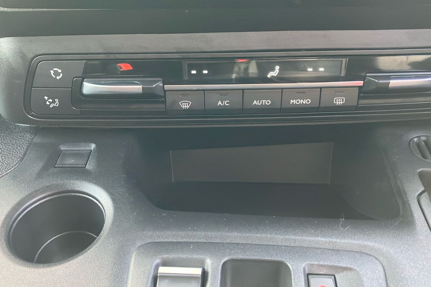 Used Vauxhall Combo Life Electric 2024 for sale - 76181817: Photo 40