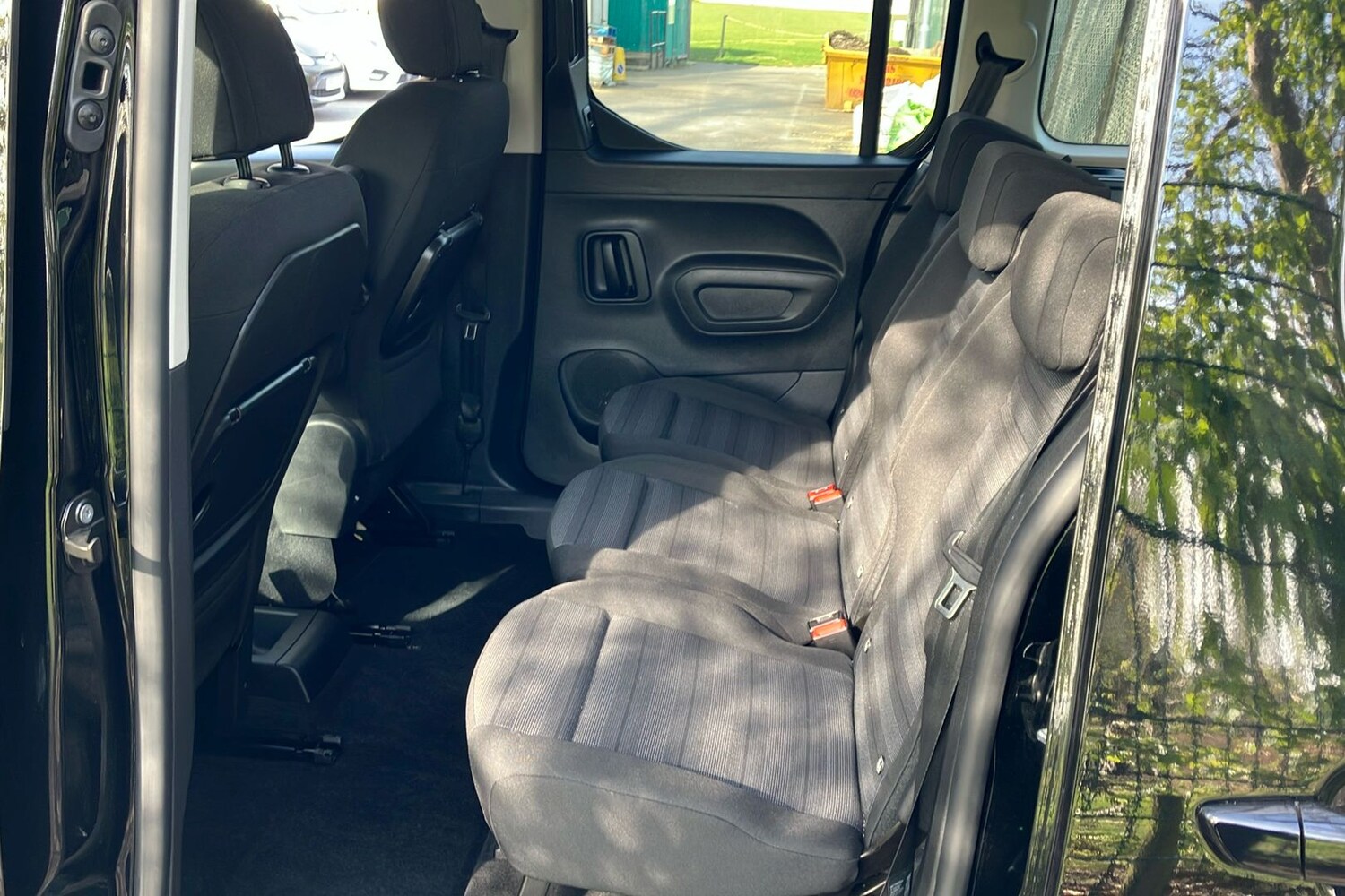 Used Vauxhall Combo Life Electric 2024 for sale - 76181817: Photo 5