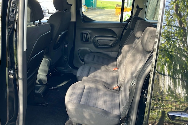 Used Vauxhall Combo Life Electric 2024 for sale - 76181817: Photo 6