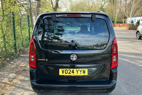 Used Vauxhall Combo Life Electric 2024 for sale - 76181817: Photo 8